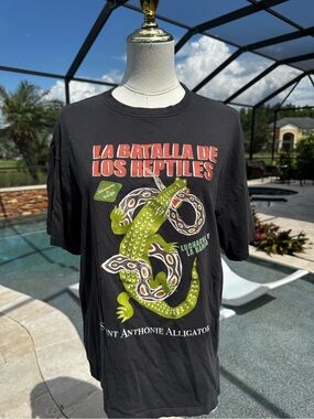 H&M Black Graphic Tee with Green Alligator and Red Text